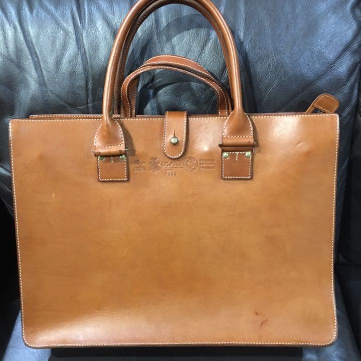 フェリージ　と　テストーニ