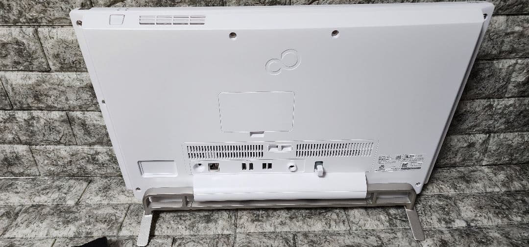 富士通 デスクトップパソコン FMV ESPRIMO 23.8インチ