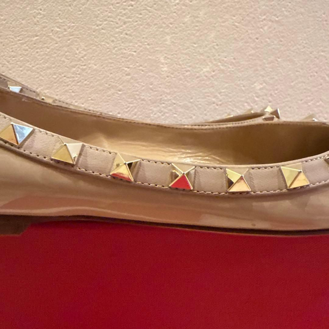 ヴァレンティノ　ロックスタッズ　エナメル　バレリーナ　フラットシューズ37ハーフ