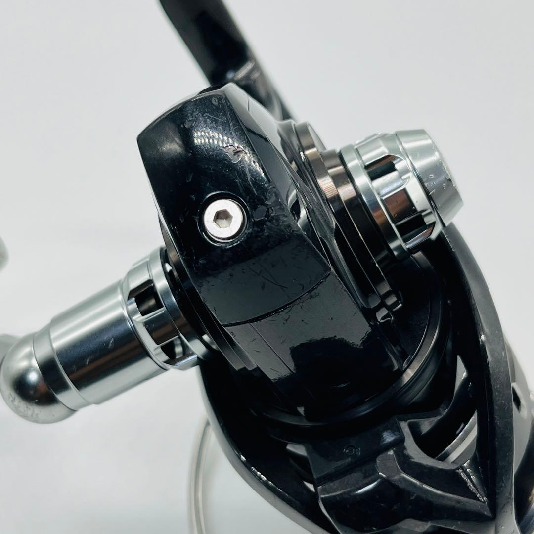 16キャタリナ　4500H ダイワ　スピニングリール　ショアジギング