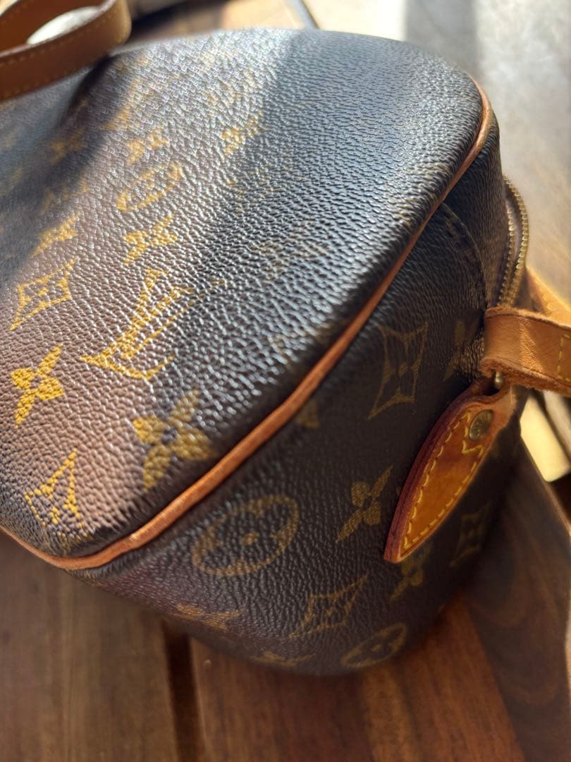 専用です。ルイヴィトン ブロワ モノグラム クロスボディ M51221