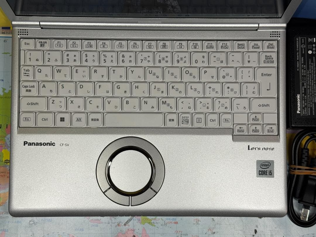 極美品 16GB・DVD レッツノート CF-SV9 12.1型 超軽量 綺麗