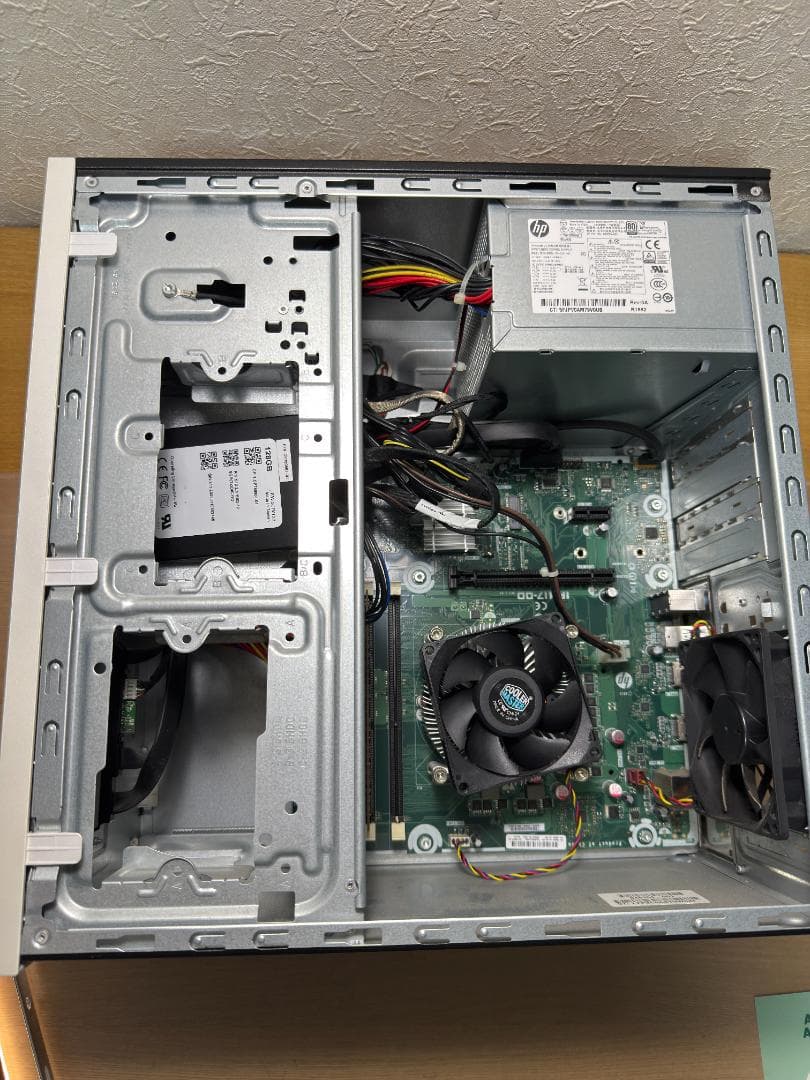 Windowsデスクトップパソコン　HP Pavilion 550-240jp