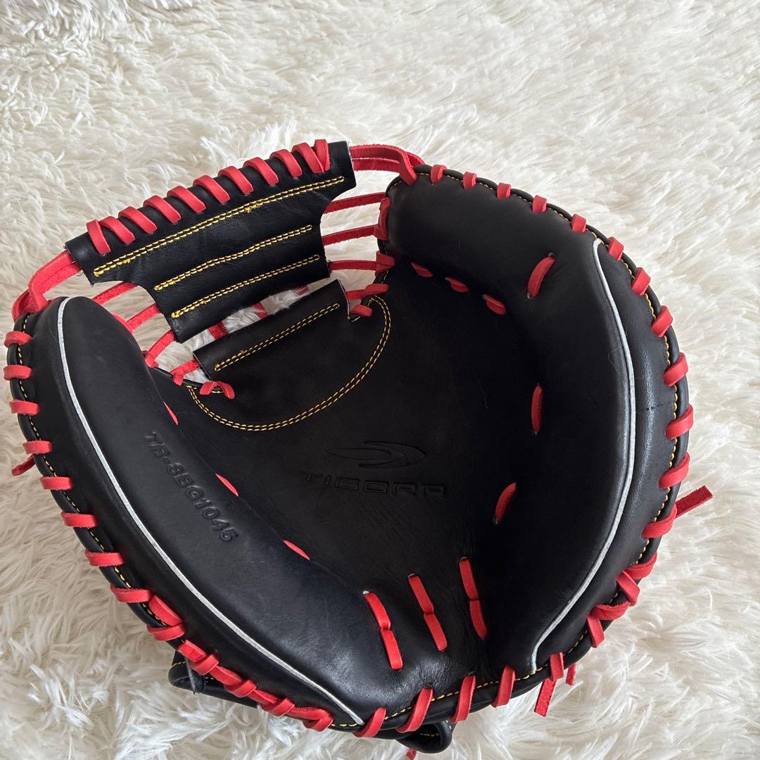 【未使用品】TIGORA（ティゴラ）軟式キャッチャーミット TR-8BG1045