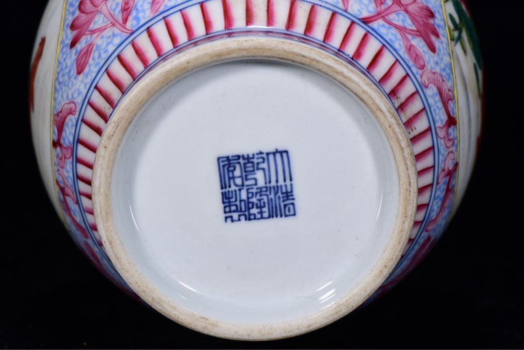 縁起物　珍品　清乾隆年製 粉彩花卉文描金蓋壺　手作り　インテリア　古美術　置物