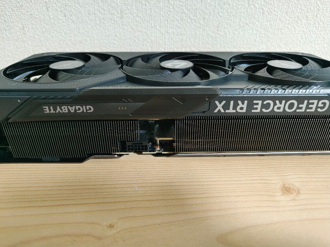 グラフィックボード・グラボ・ビデオカード GIGABYTE GeForce RTX 5090 32GB