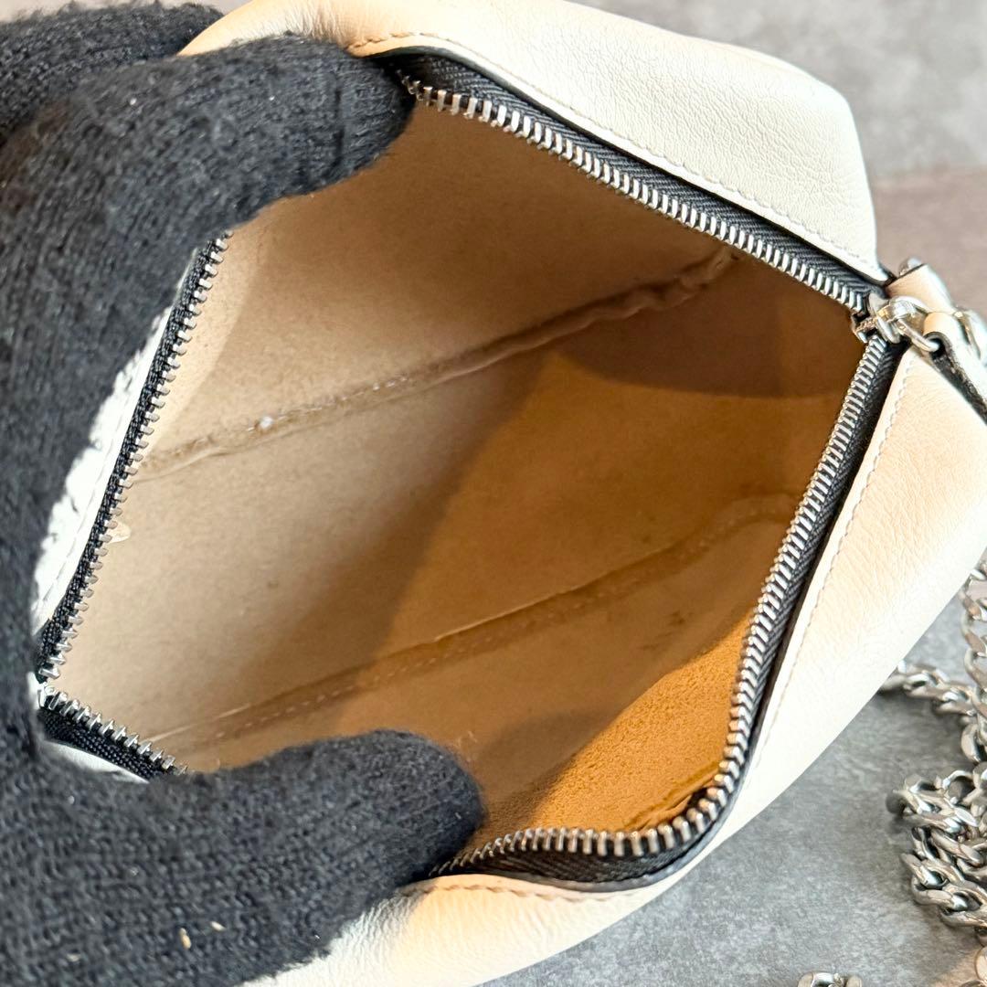 ⭐️ジェイアンドエムデヴィッドソン⭐️ペブル チェーン ショルダーバッグ ホワイト