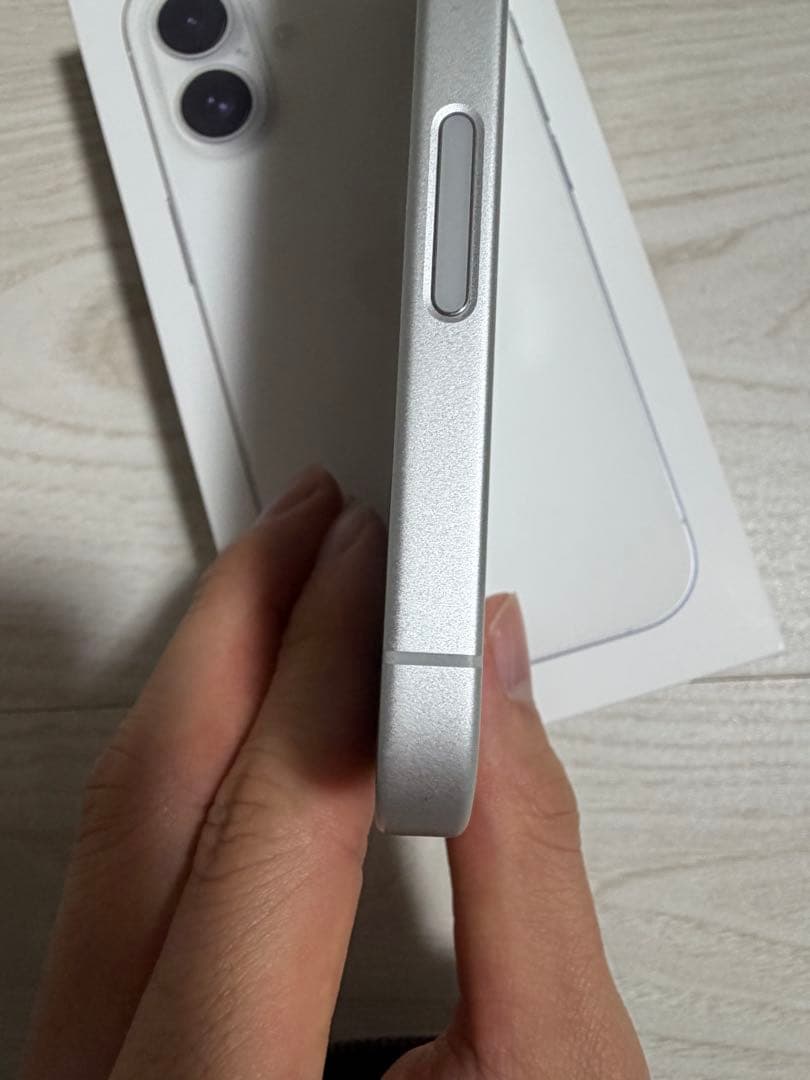 iPhone16 512GB ホワイト