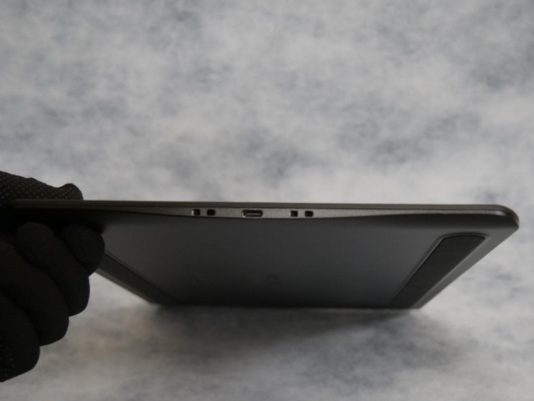 ワコム製ペンタブレット Intuos Pro Medium PTH-660/K0