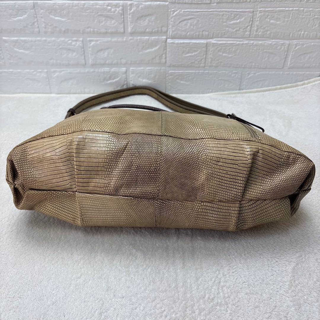 【未使用✨定価313,200円】JRA認定 リザード ショルダーバッグ トカゲ革