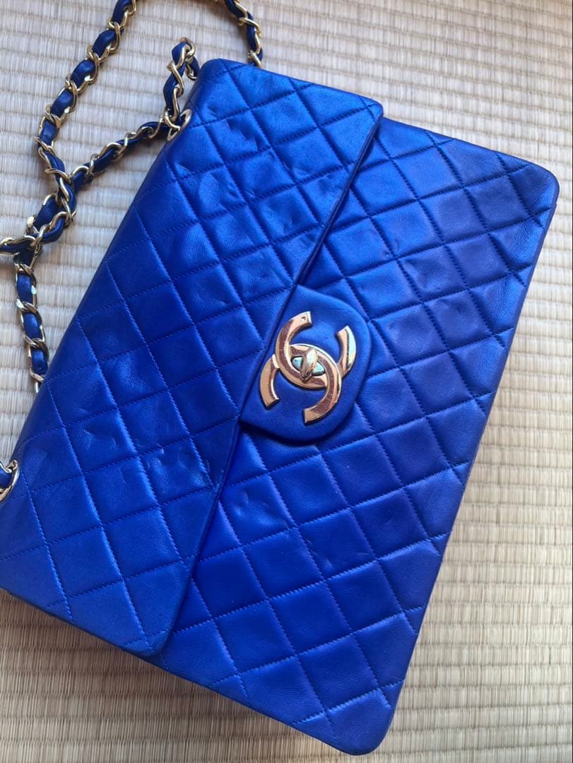 CHANEL ショルダーバッグ 青　マトラッセ　デカマトラッセ