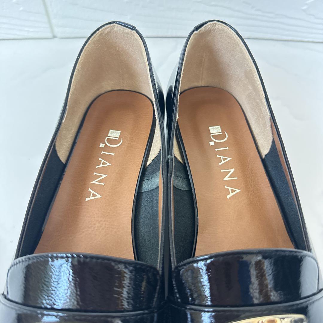 yu ダイアナ エナメル タッセル ローファー 23.5 黒 本革 レザー