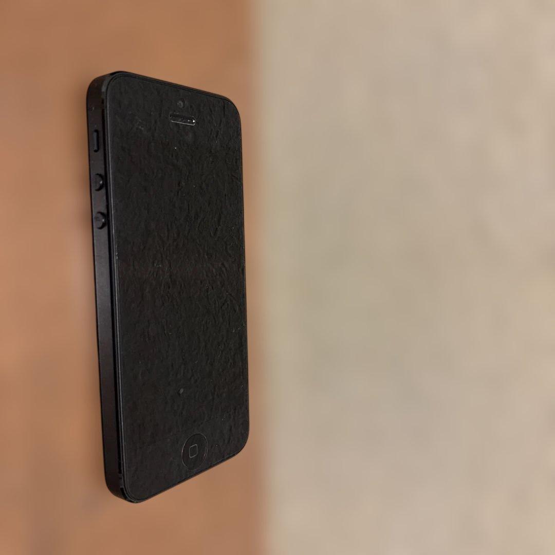 Apple iPhone 5 ブラック 本体　箱付き