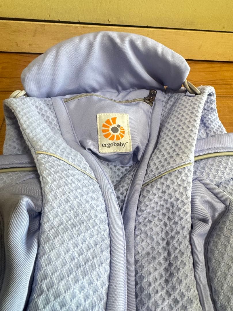 エルゴベビー　 抱っこ紐　オムニブリーズ　ブルーラベンダー