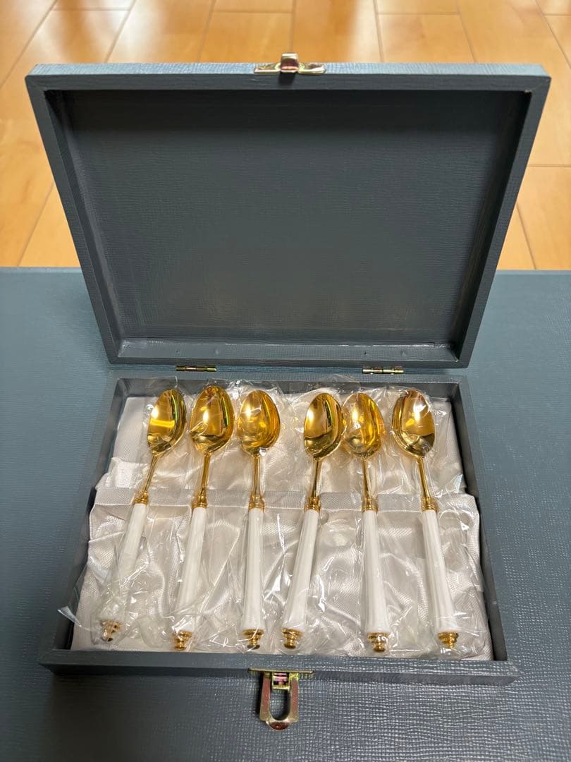  フロレンティーンターコイズ食器セット