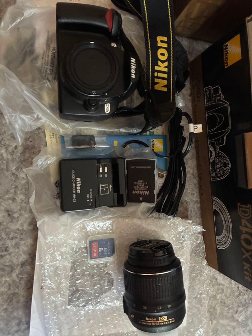 NikonD40Xダブルズームキットフラッシュ内蔵高速連写レンズカバーSDカード