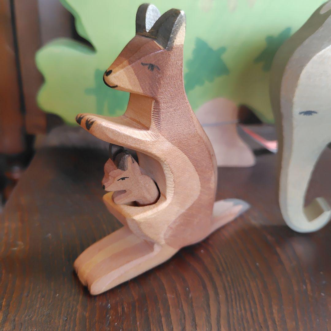 オストハイマーのぞう、カンガルー親子 HOLZTIGERのどんぐりの木セット
