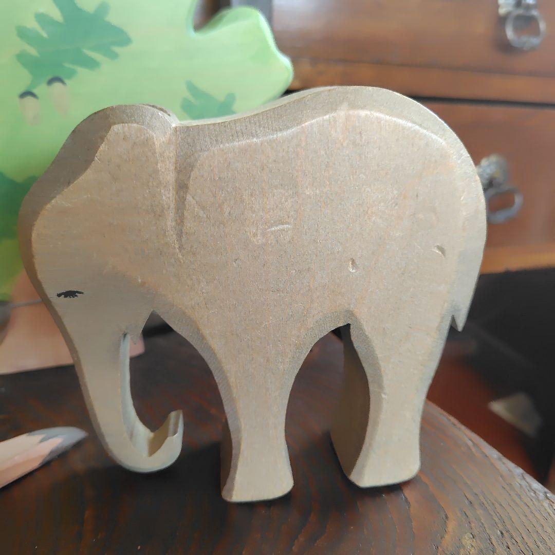 オストハイマーのぞう、カンガルー親子 HOLZTIGERのどんぐりの木セット