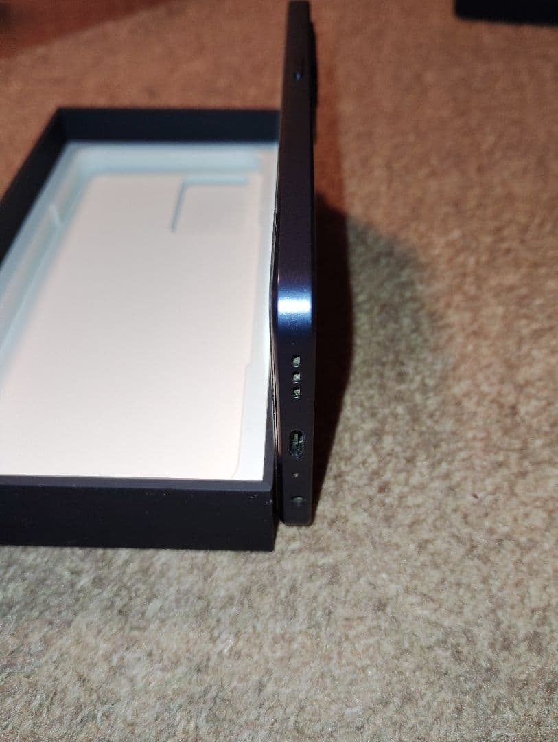 OPPO Reno7 A 使用頻度少なめ 目立った傷もなくキレイです。