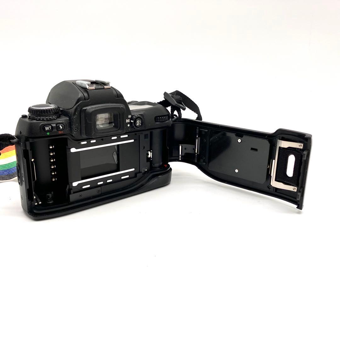 Nikon F80 フィルムカメラ