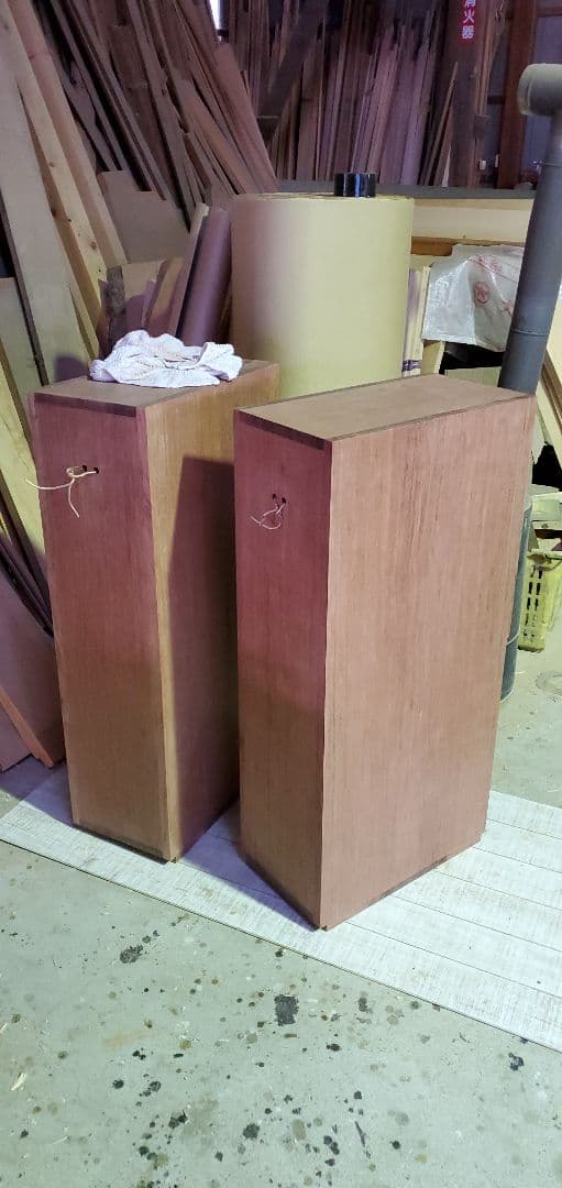 スピーカー　エンクロージャー