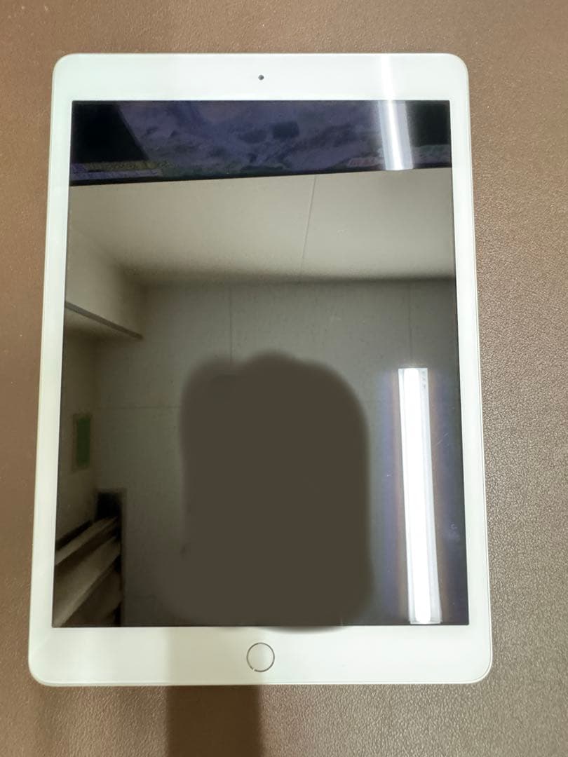 Apple iPad (第７世代) Wi-Fi 128GB シルバー