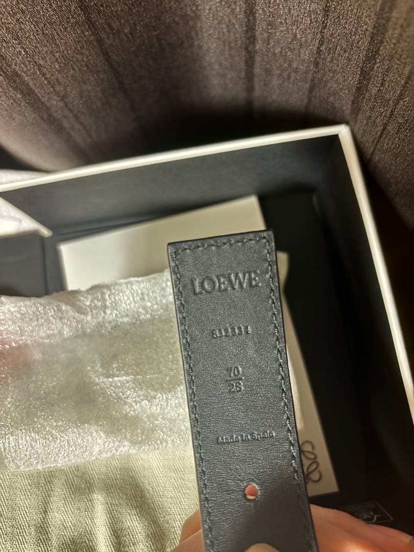 ロエベ　リバーシブル アナグラム ベルト（スムースカーフ）