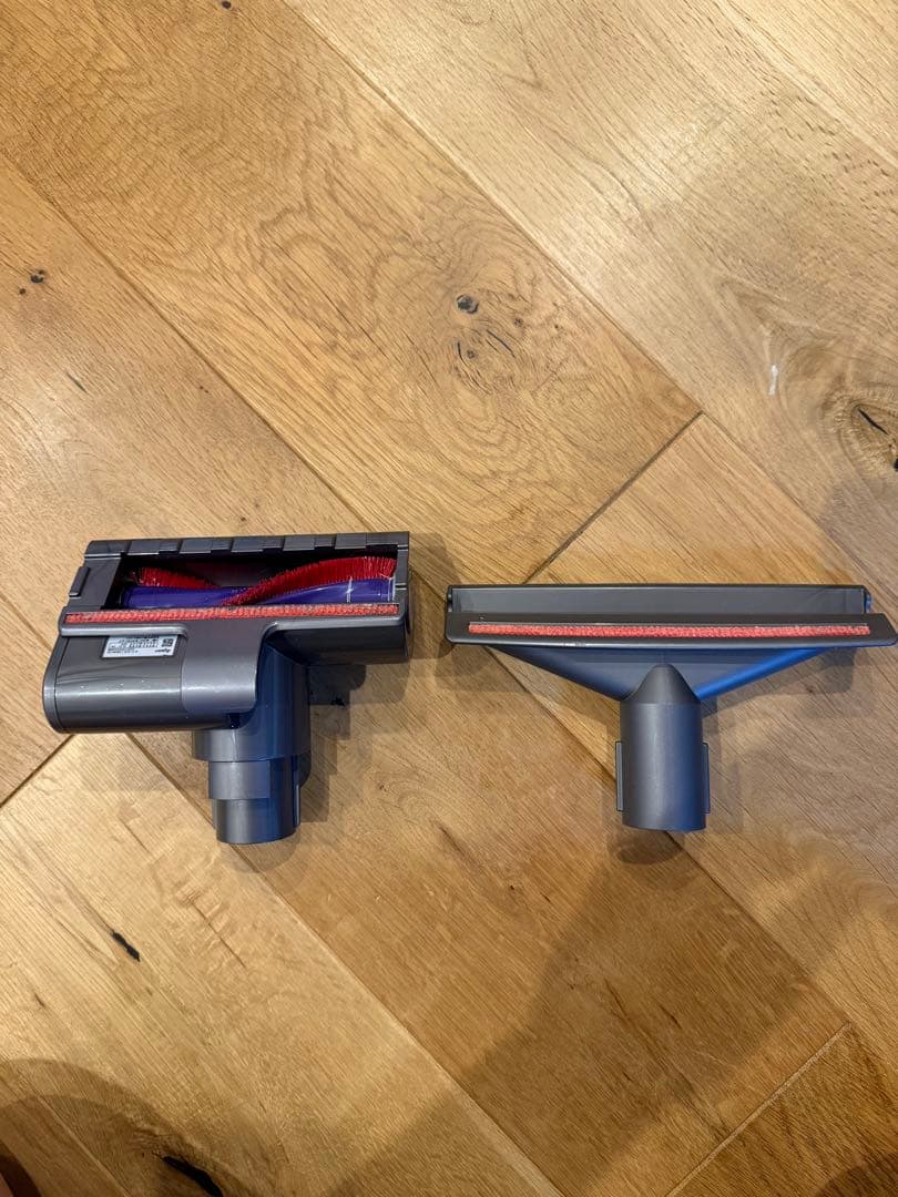 【ジャンク品・付属品未使用多数】Dyson SV12コードレスクリーナー本体