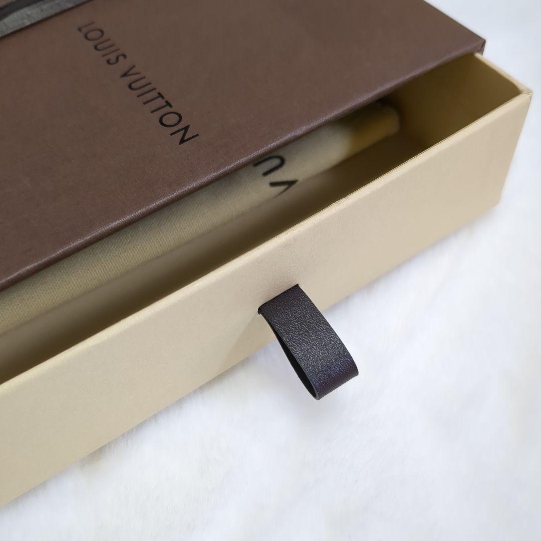 美品 ルイヴィトン LOUIS VUITTON ブローチ 熊 亀 クマ カメ