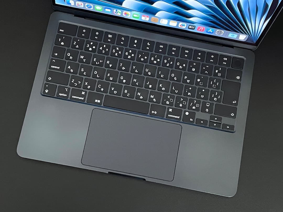 【動作良好】MacBook Air （M2, 2022）13.6㌅ 箱付