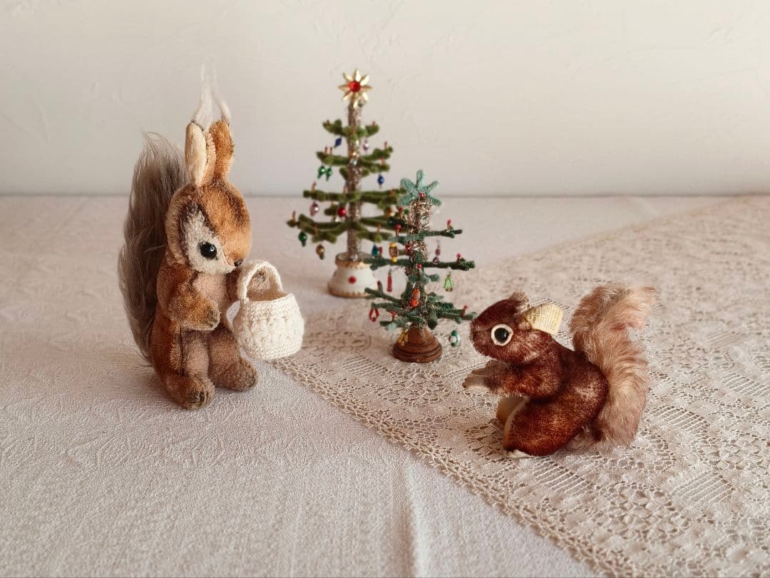 * vintage squirrel ♡ 可愛い おねだりリスさん