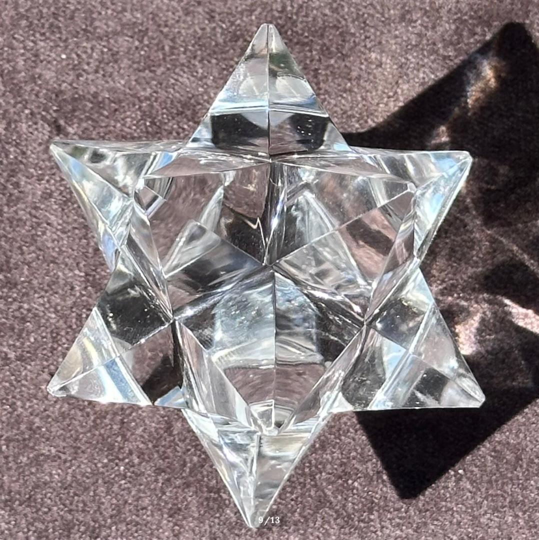 ガネーシュヒマール産【水晶】アステロイド マカバ スター 中 最高品質