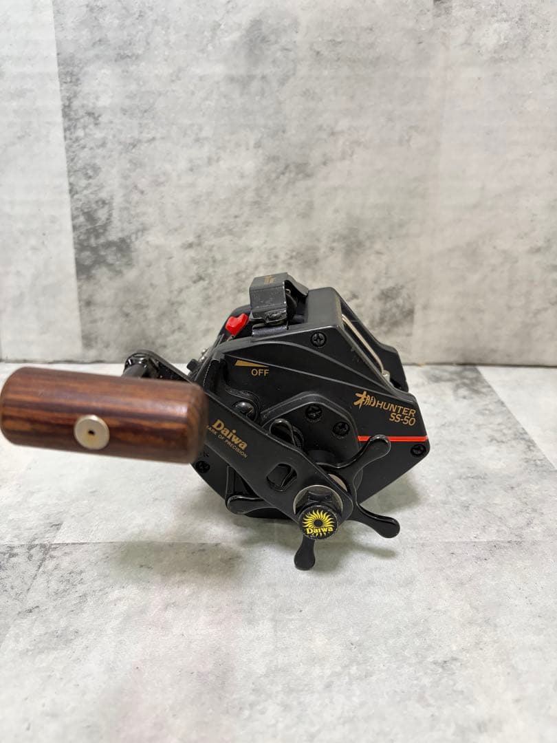 ダイワ 棚ハンター SS-50 リール daiwa　TUNA HUNTER