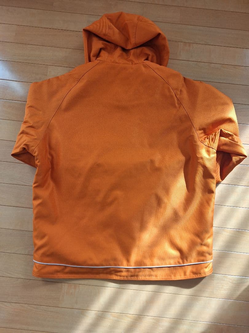 DESCENTE　スキースノボウェア