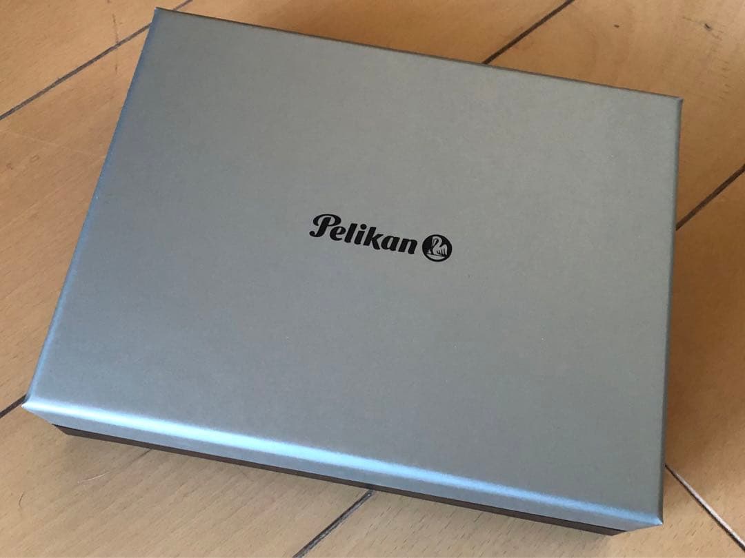 ペリカン 万年筆 Pelikan M600 ギフト化粧箱入りボトルインク付き