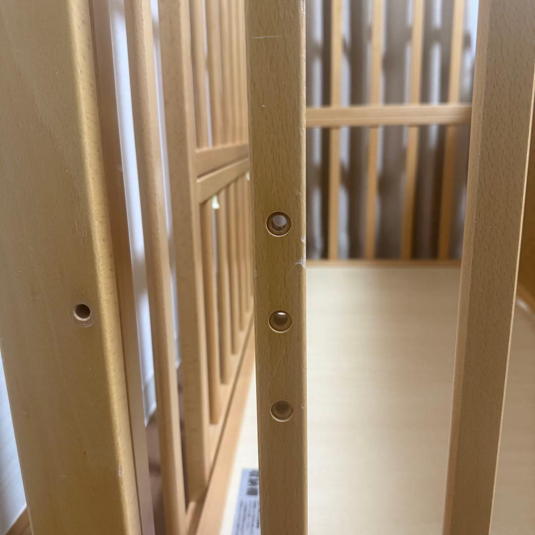 ヤマサキ　ツーオープンベビーベッド　b-side