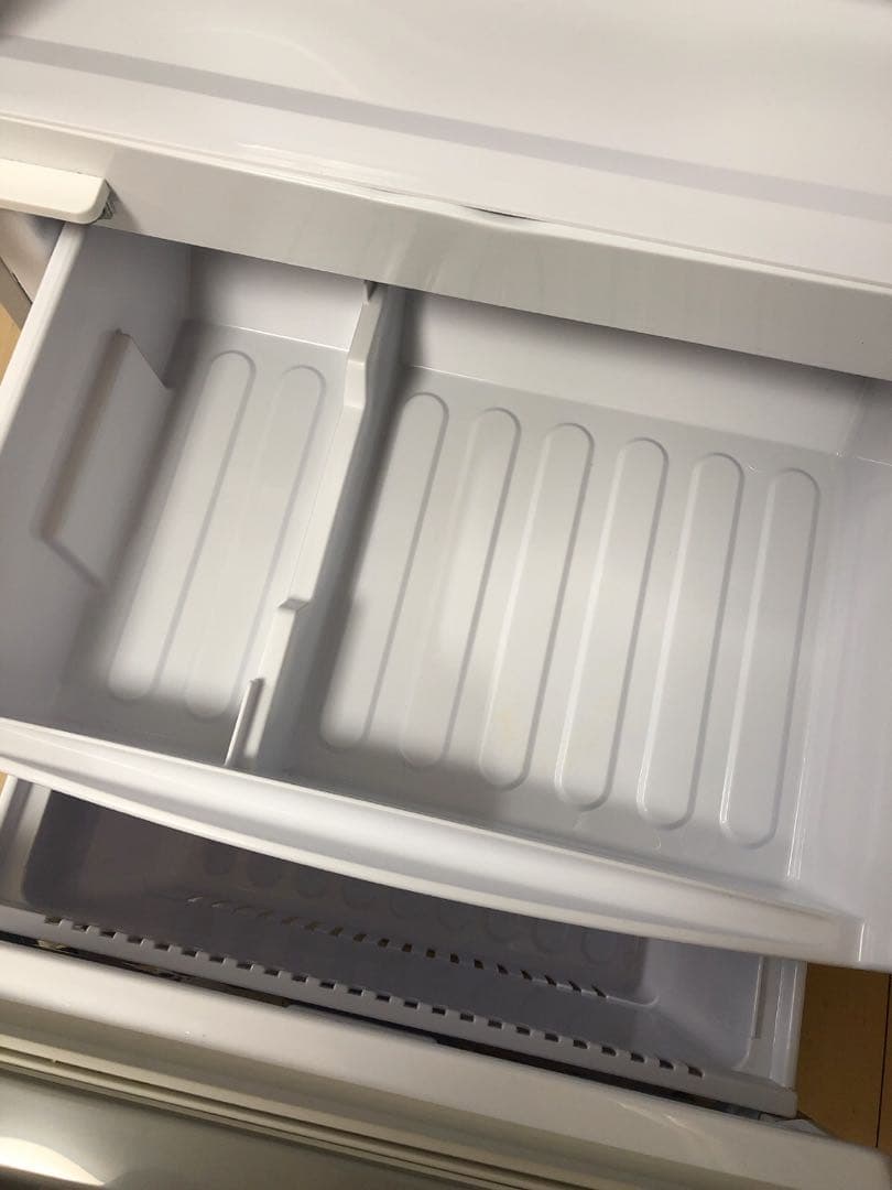 シャープ　冷蔵庫　SHARP SJ-D17F-S シルバー　2020年製