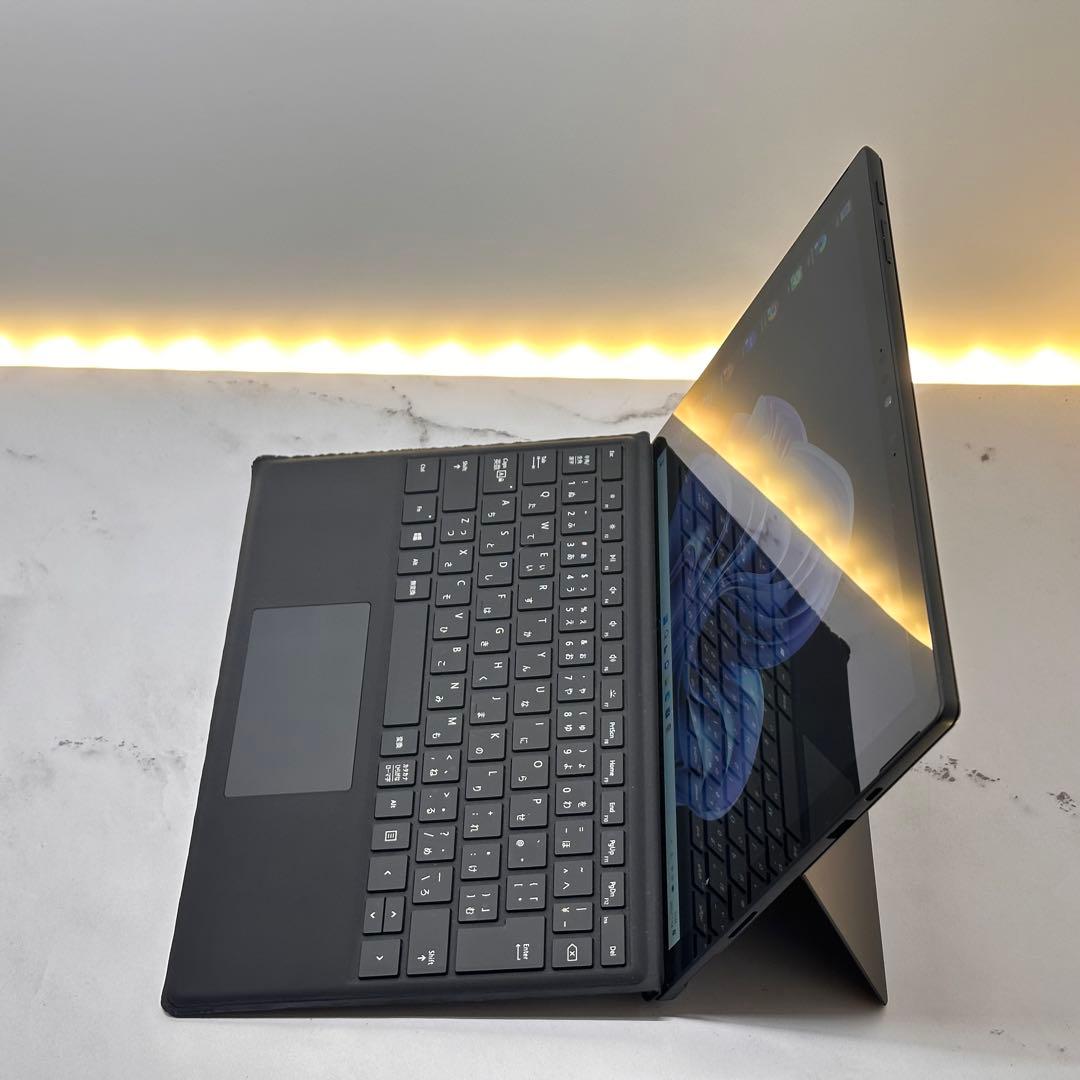 【ブラックモデル】Surface Pro7 Corei5/8GB/256GB
