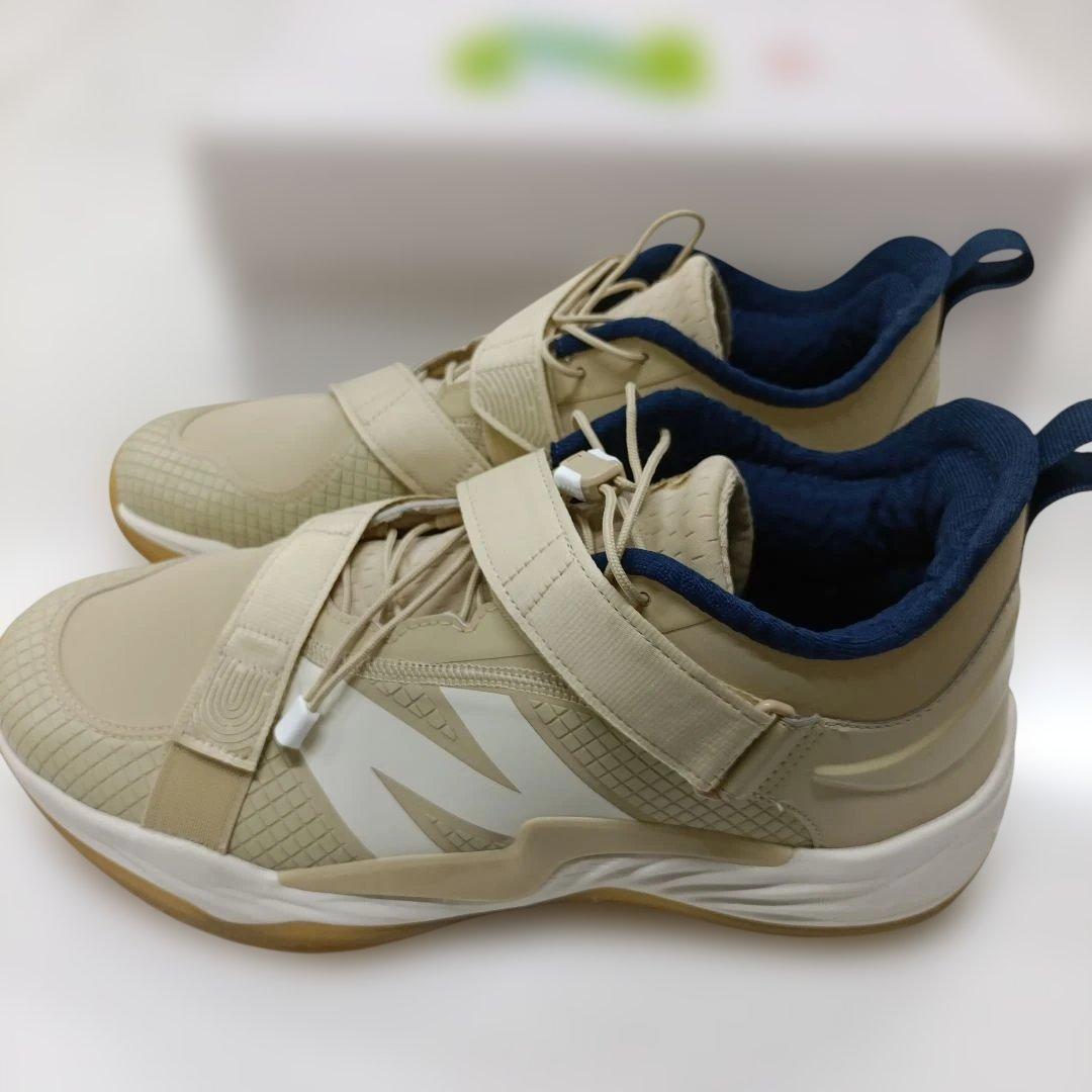 美品 new balance シューズ リンドーア