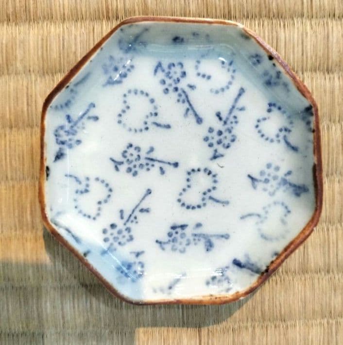 お値下げしました、古伊万里　型紙摺印判　八角豆皿　5枚組　金直し有
