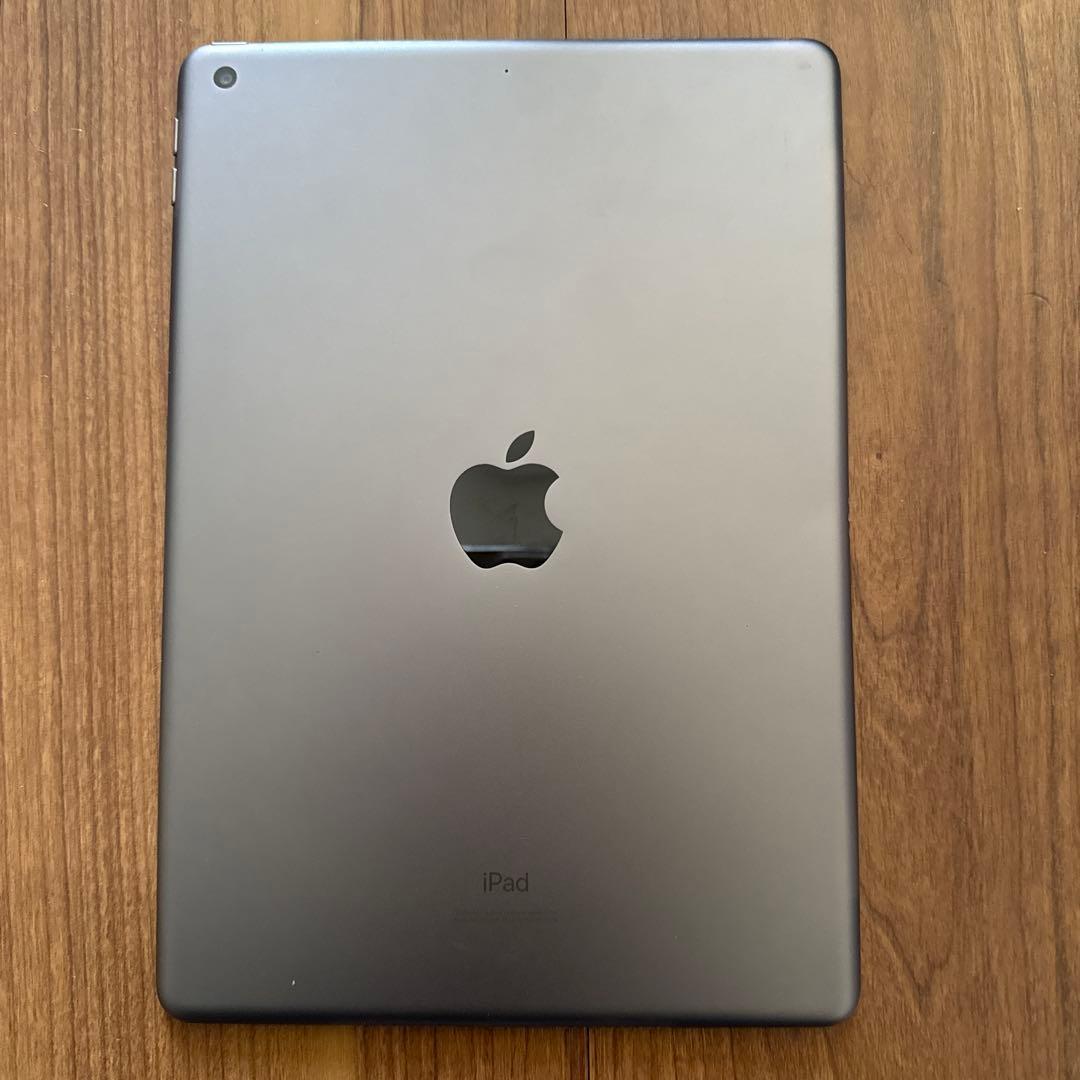 箱、付属品ありiPad 第7世代　32GBスペースグレー