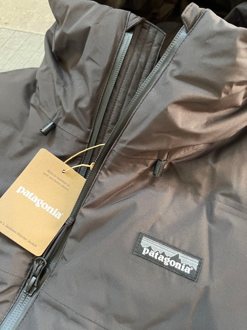 [新品]パタゴニア　メンズジャクソングレイシャージャケット　ブラック　Mサイズ