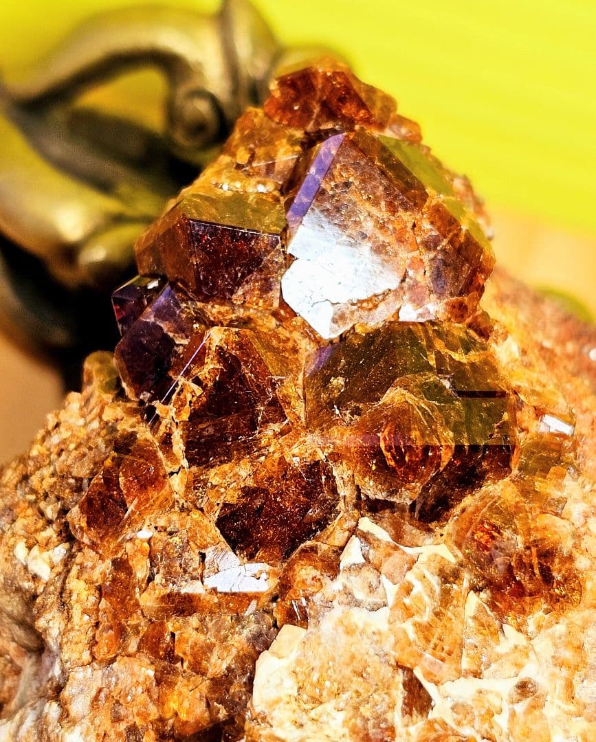 ネガティブエネルギーから強力に守護する‼️ ガーネット原石