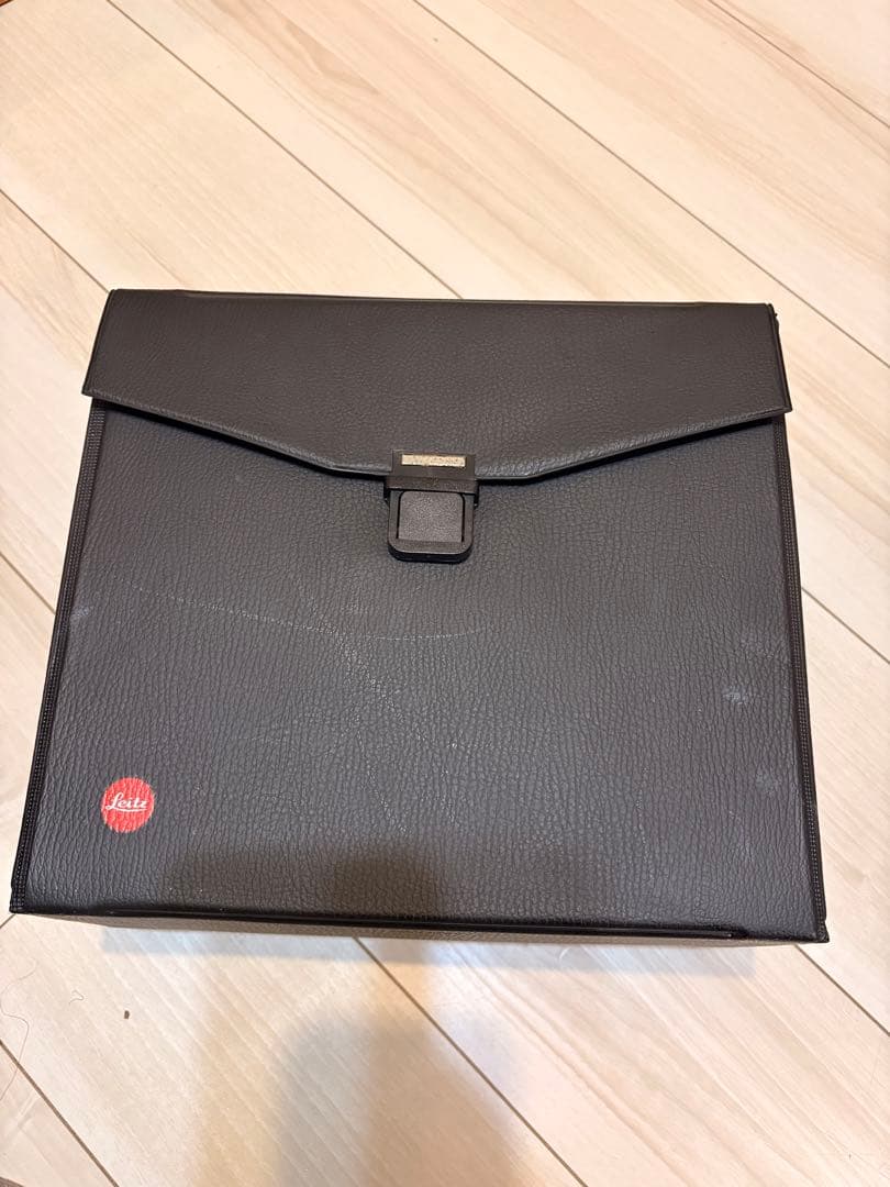 Leitz PRADOVIT R 150 プロジェクター本体