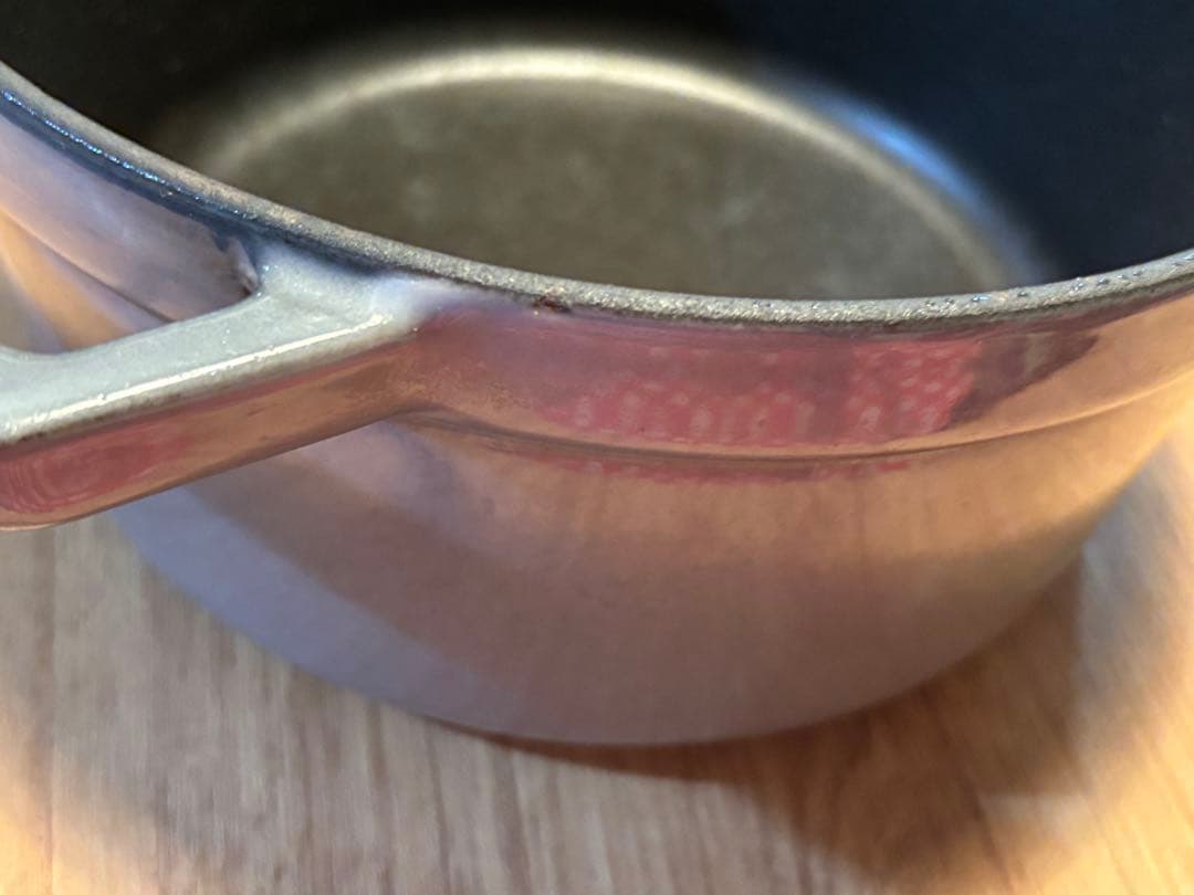 ミナペルホネン staub