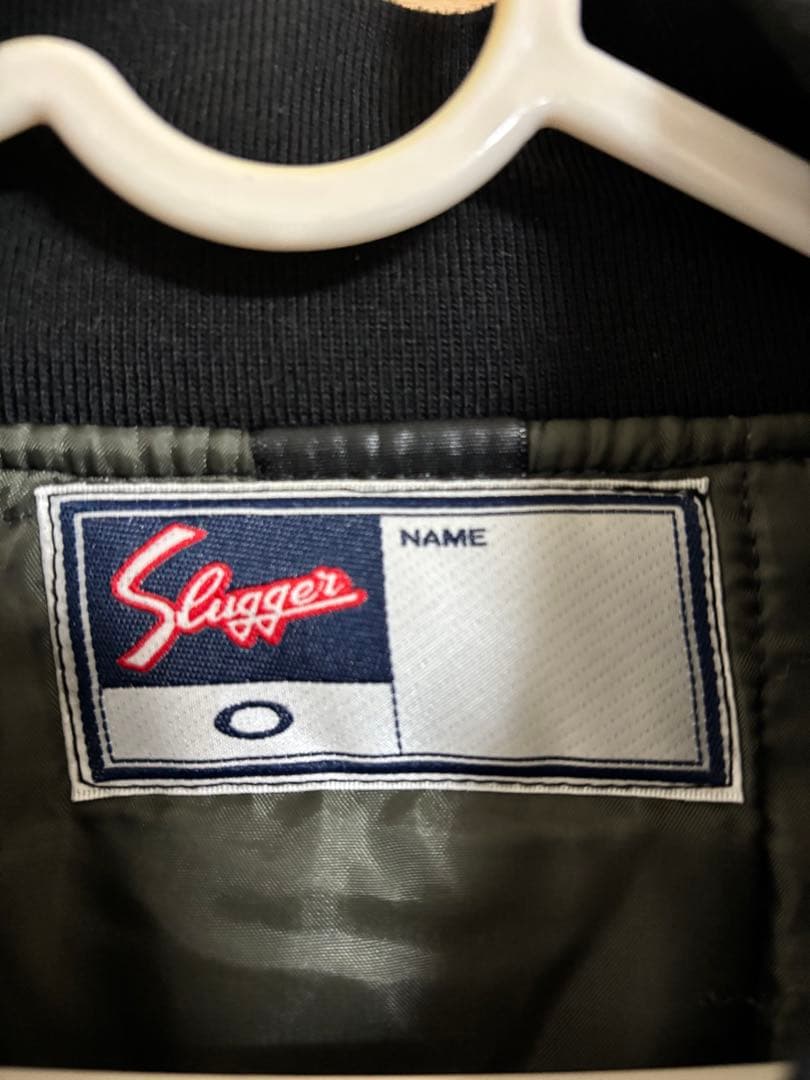 SLUGGER ブラック スタジャン 中綿入り【Oサイズ】