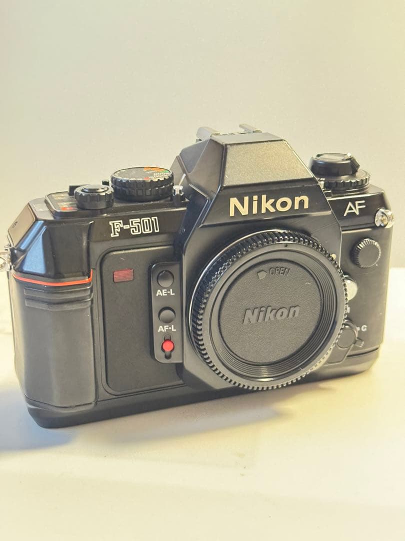 【フィルムカメラ】NIKON F-501 とAF NIKKOR
