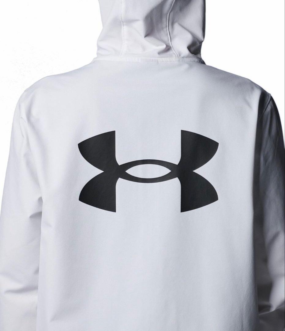 Under Armour ホワイト ウィンドブレーカー