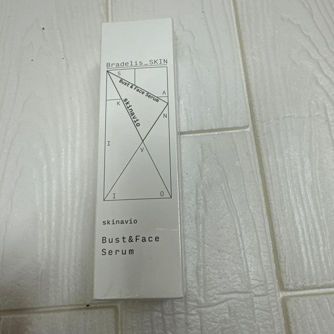 【新品】ブラデリス skinavio スキナビオ バストフェイスセラム145ml