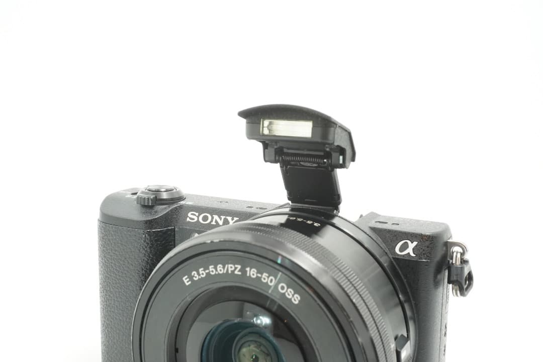 【美品】SONY α5100 ブラック 16-50mm レンズセット ブラック